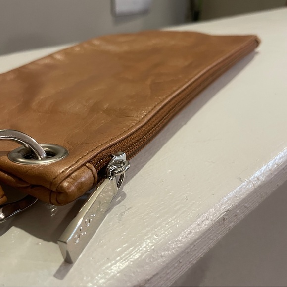 Hobo Vida Leather Wristlet Clutch Wallet Tan Natural Soft Leather - Picture 3 of 10